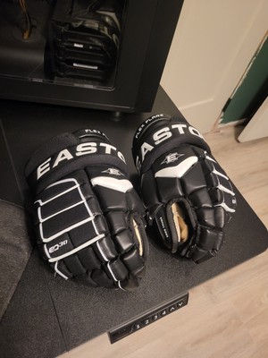 Easton Flex Flare EQ30 11'' 28cm Hockey Gloves