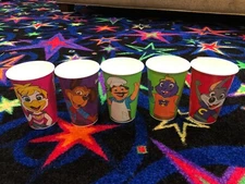 Chuck E. Cheese's Restaurant Character Cup Collection x 5 NEW Disposable Cups