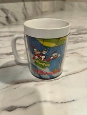 VINTAGE WALT DISNEY WORLD THERMO SERV PLASTIC MUG MADE IN USA