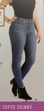 Signature by Levi Strauss & Co. Gold Label  Women Super Skinny Jeans Sz 24M NWT 