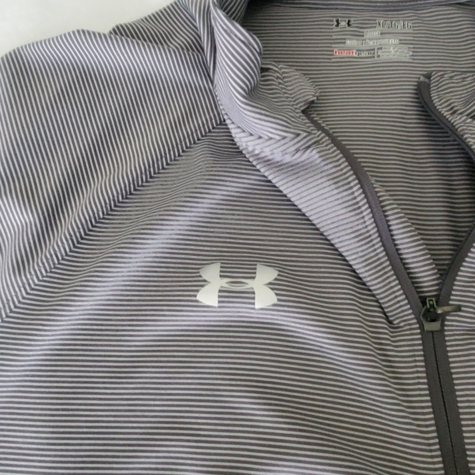 Under Armour Mens ¼ Zip Long Sleeve Pullover XL Gray Striped Heat Gear Loose Fit image 6