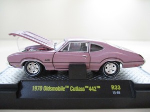 M2 Machines 1:64 Detroit Muscle Release 44 1970 Olds Cutlass 442 W30 Red M2 Machines 1:64 Detroit Muscle Release 44 1970 Olds Cutlass 442 W30 Red