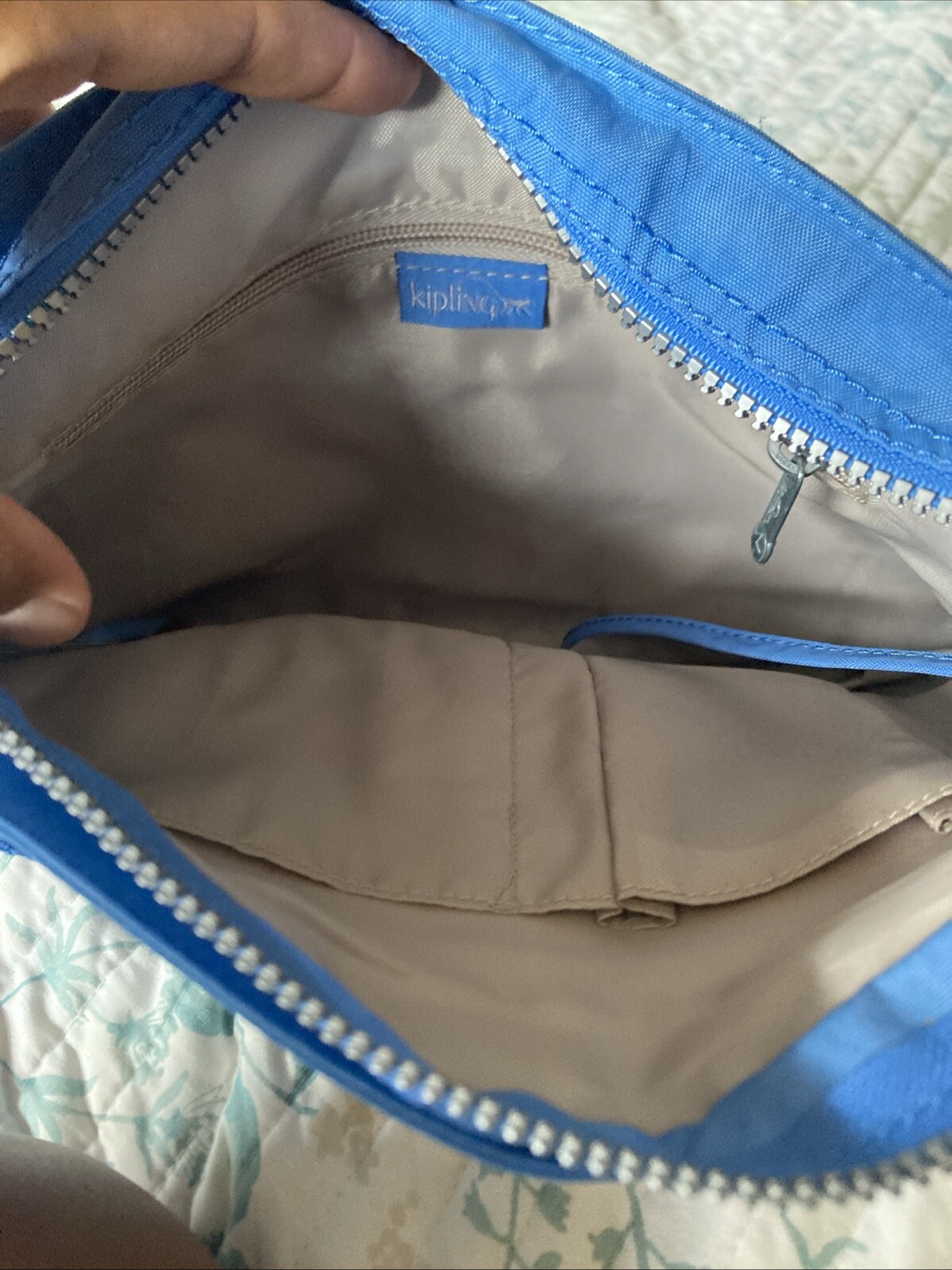 Kipling Crossbody Expandable Adjustable Messenger… - image 12