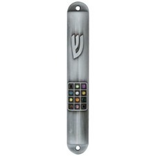 14 cm gro&szlig;es verzinntes Mesusa-Etui mit  Cohen Brustplatte von Hoshen Choshen