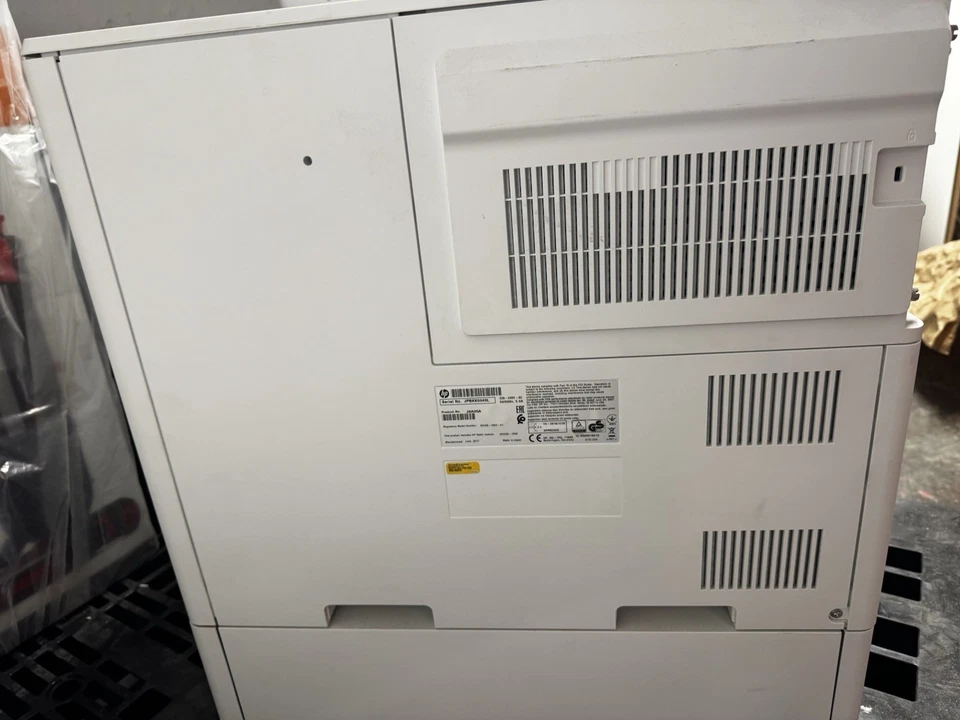 HP Colour LaserJet Printer with Jet Intelligence, in Excellent condition - Image 3 of 4