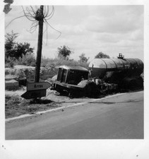 WW2 Photo Wehrmacht Photo Soldiers Vehicle Vehicle Truck Tanker Arres France