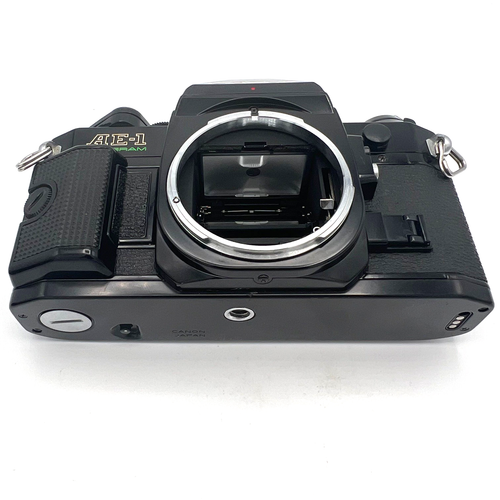 Canon AE-1 PROGRAM 35mm SLR Film Camera w/ New FD 35-105mm f/3.5 Lens Tested - Picture 2 of 22