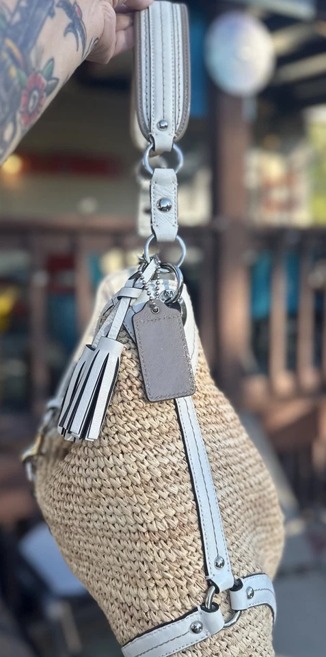 Coach Woven Straw Shoulder Bag White Leather Accents Dust Bag Included Purse - Image 2 of 4