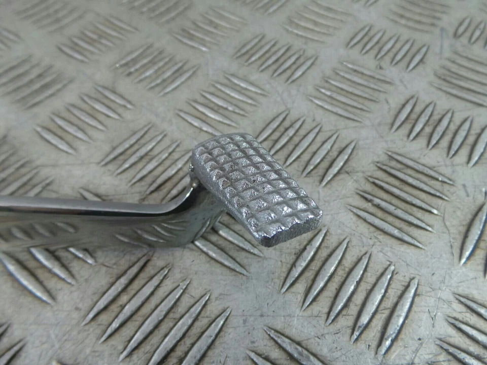 2001 Kawasaki ZR 7 F1-F6 (1999-2004) Rear Brake Lever - Image 3 of 4