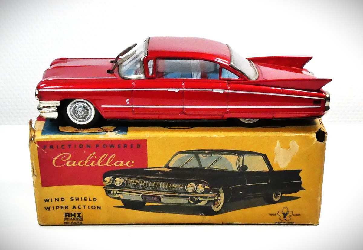 RARE Yonezawa (Japan) # 1960's CADILLAC 4-door Hardtop with Wipers