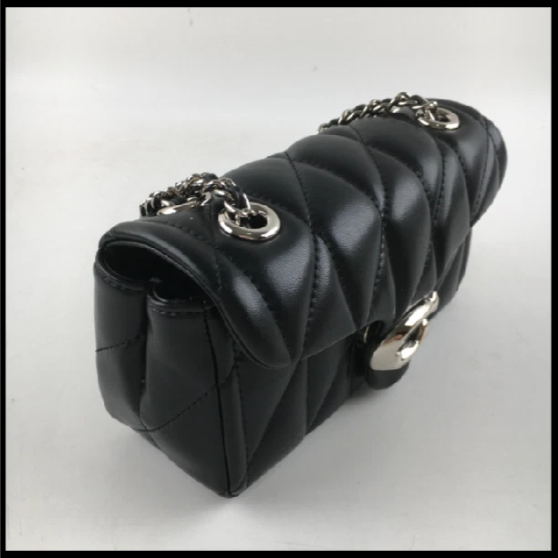 Borsa a tracolla Coach CP149 Tabby 20 trapuntatura pelle nappa nero argento outlet NUOVA