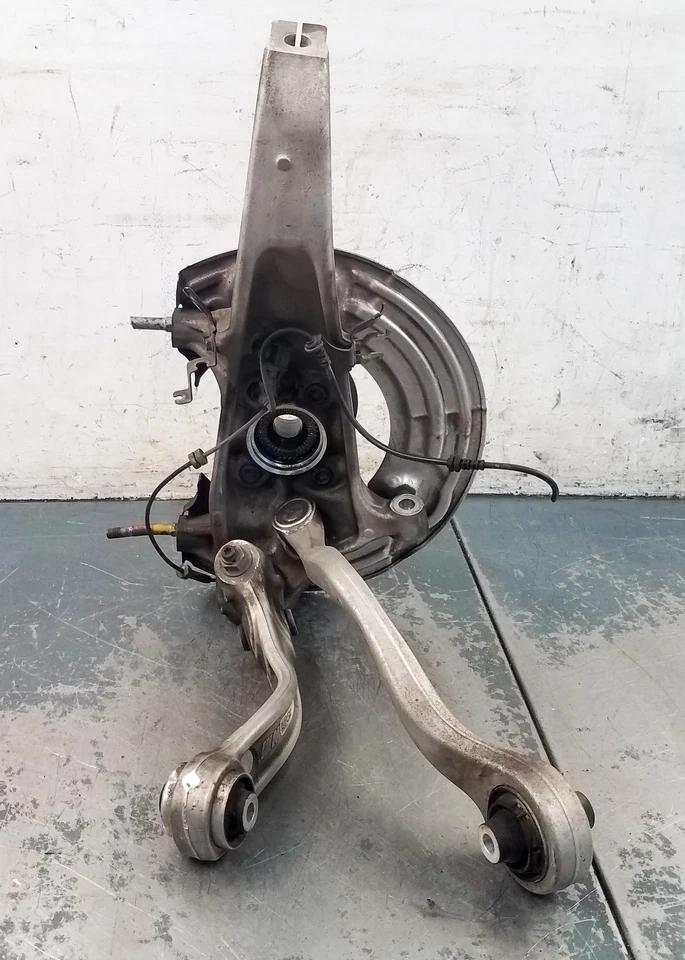 2018 BMW M5 F90 Left Front Hub Knuckle Control Arms #2469 B2 - Image 4 of 4