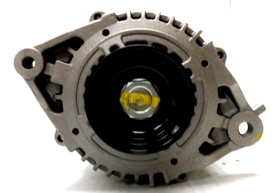 Alternador RMMAL00090 remanufacturado por Magneti Marelli para Sentra 1997-99 1,6 L Foto 3 de 4