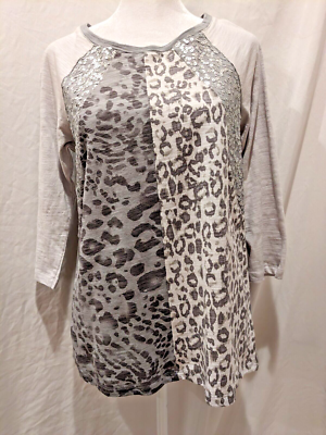NWOT Laura Ashley Gray 3/4 Sleeve Leopard Print Sequin Pullover