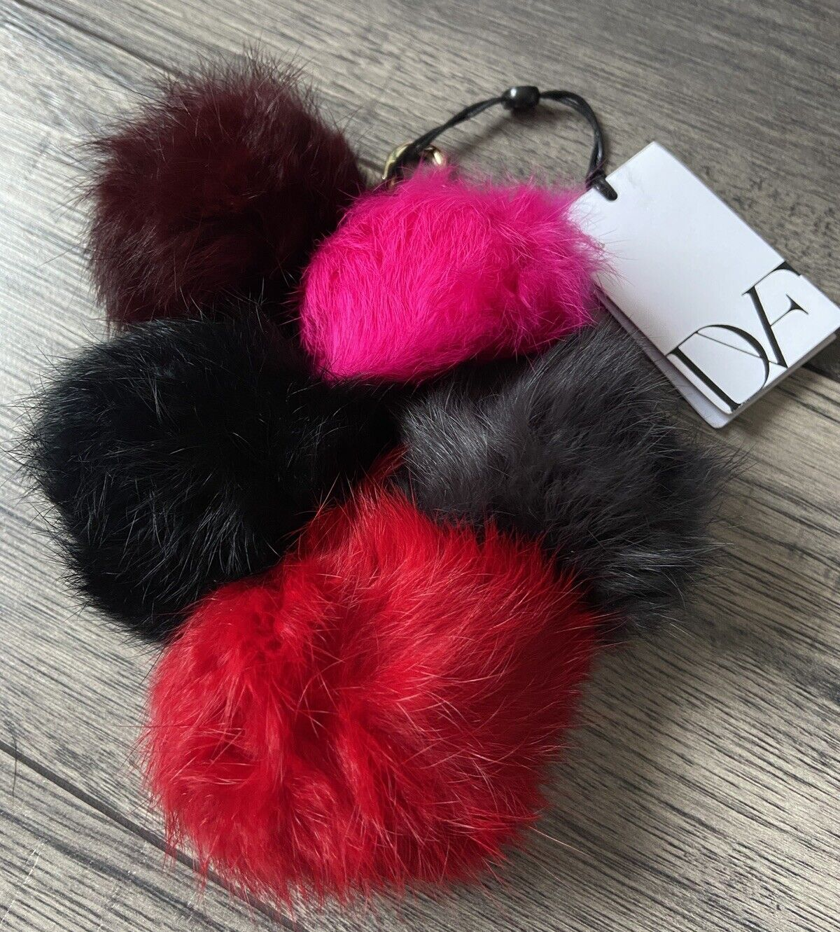 DIANE VON FURSTENBERG RABBIT FUR POMPOMS KEYCHAIN BAG CHARM RETAIL £75 BNWT