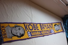 BUFANDA  DEL MALGRADO KOBE BRYANT 8 MANBA MENTALITY 24