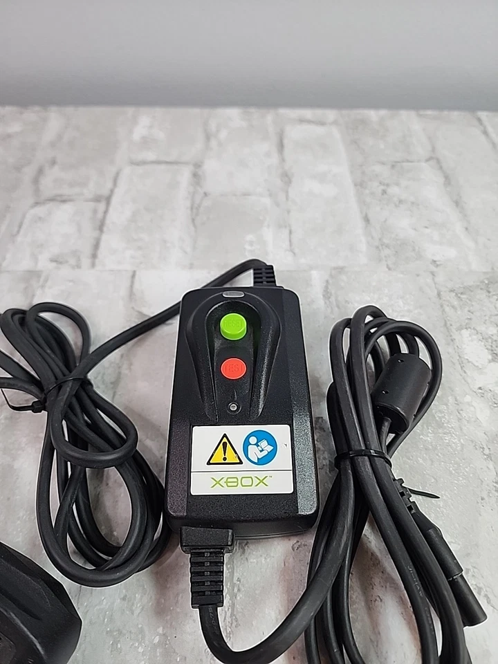 Microsoft Original Xbox Surge Protector Power Supply *UK PLUG*  X800924-100 OEM - Image 2 of 4