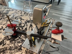 Eagnas Tennis Sting Machine