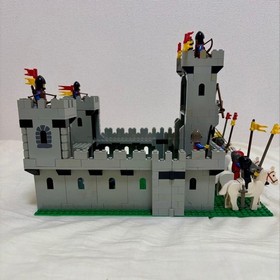 LEGO 6080 King's Castle Lion Knights 1984 Vintage without Box  USED