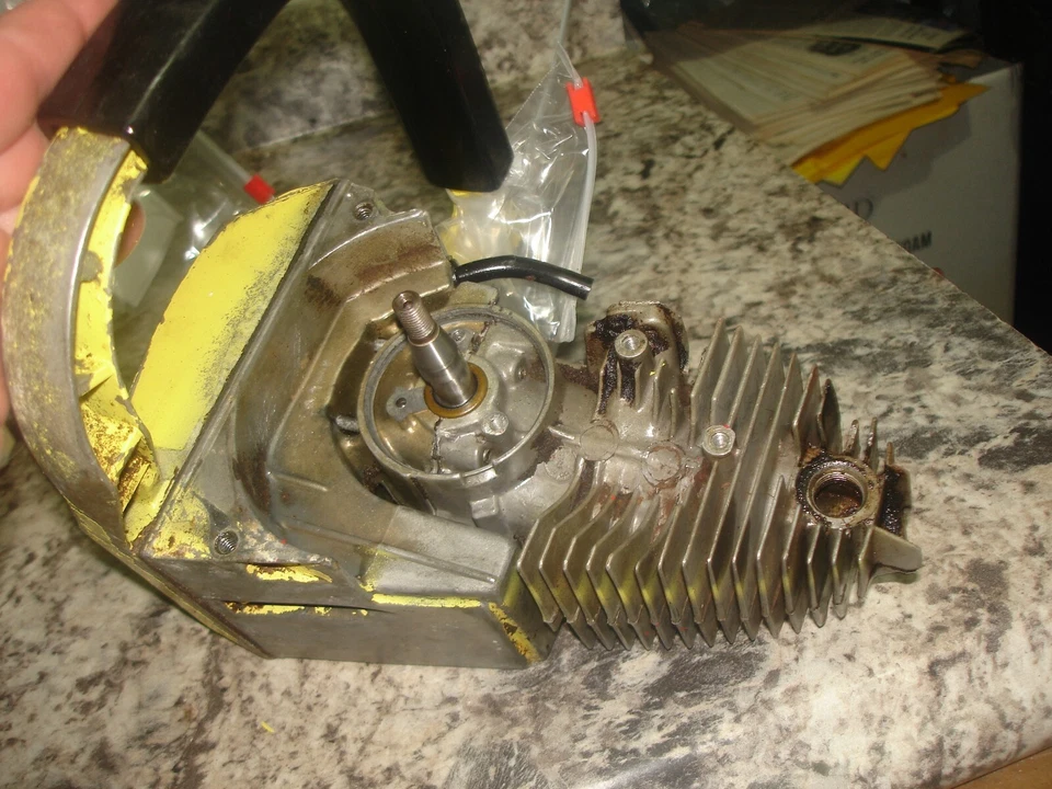 Skilsaw модель 1614 тип 1 силовая головка цепная пила бункер для деталей 743 - Изображение 2 из 4