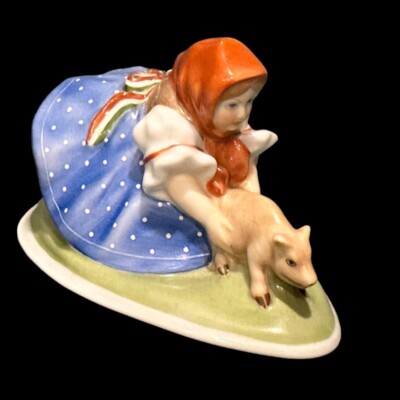 Herend Figurine 554G Young Girl w Pig