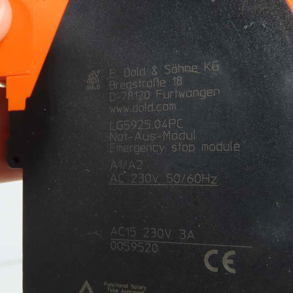 E Dold & Sohne KG LG5925 Safemaster Emergency Stop Relay Module 230VAC 3A