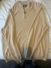 NWT Roundtree And York Men  s Cream Colored Mock Turtle Neck Top Size M