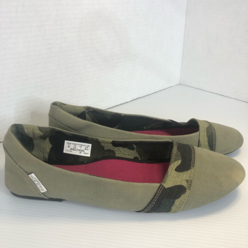 Keen Womens Cortona Ballet Flats Shoes Green Pink Canvas Slip On Camo 9.5 EUR 40 - Foto 1 di 7