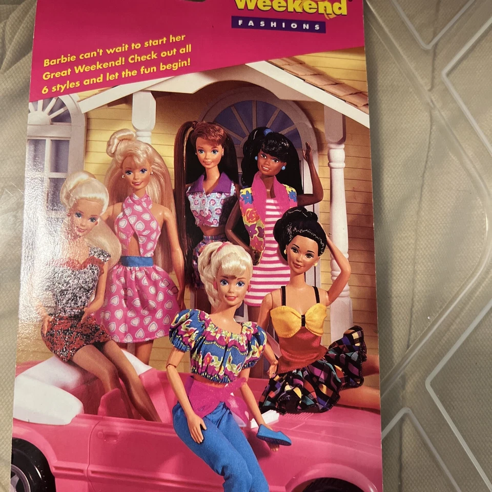 De Colección Barbie Fácil de Vestir Gran Fin de Semana Top Corto Azul Capris Pie Plano Zapatos Foto 4 de 4