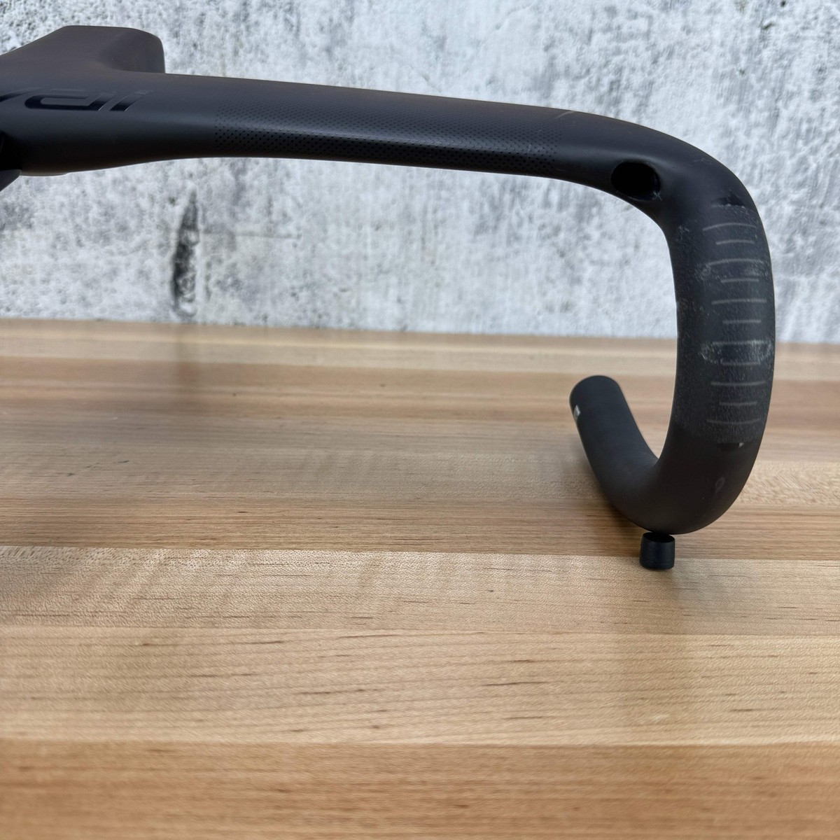 Low Mile! Roval Rapide Cockpit 42cm x 100mm Carbon Integrated