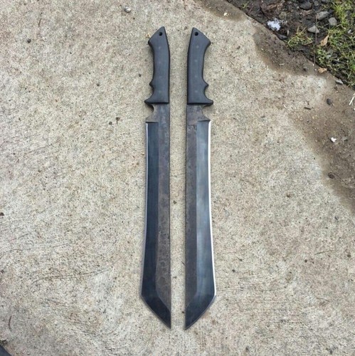 2er SET MASSGESCHNEIDERTE HANDGEFERTIGTE D2 WERKZEUG STAHL JAGDMACHETE SCHWERT KAMPFSCHWERT
