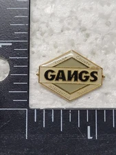 GANGS HAT LAPEL PIN BACK USED (CC2994)
