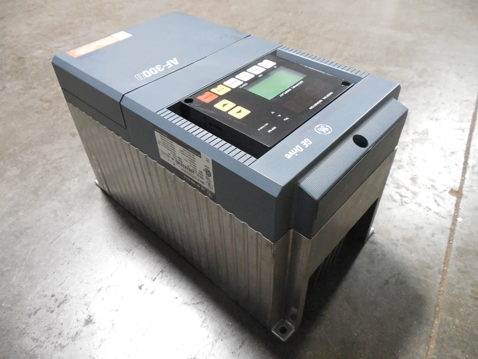 USED GE 6VAF343002B-A2 Variable Frequency Drive 2 HP 460V AF-300 - Image 3 of 4