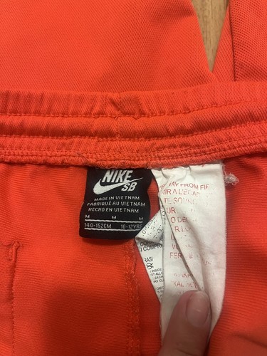 Nike SB Shorts Youth Medium Red Drawstring Soft Dri-fit Skate Skateboard - Picture 5 of 6