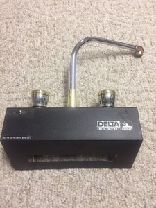 Delta 2274 Model 2022274-CBRH High End Faucet Display $256 ...