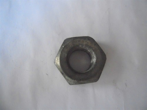 VW Käfer Bus Typ 1 Mutter Riemenscheibe 111 903 181 Generator Lichtmaschine M12