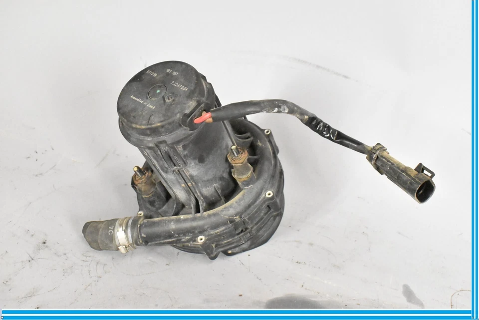 04-08 Bomba de inyección de aire Smog secundaria Maserati Quattroporte 181197 OEM Foto 3 de 4