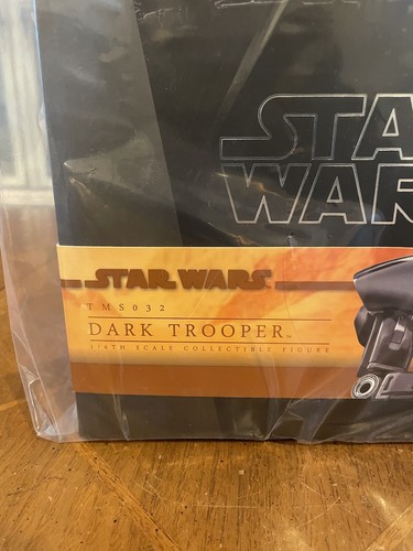 1/6 scale HOT TOYS Star Wars Mandalorian DARK TROOPER 12" Figure TMS032 - NEW - Picture 2 of 6