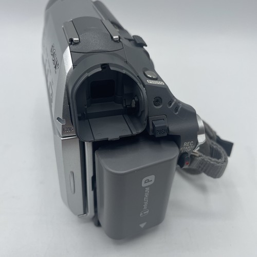 Sony Handycam DCR-HC21 NTSC Mini DV Camcorder - PARTS ONLY - PLEASE READ Remote - Picture 6 of 9