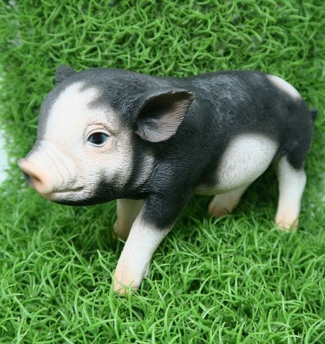 PIG STANDING MINI FARM ANIMAL GARDEN STATUE ORNAMENT FIGURINE BLACK AND WHITE - Bild 8 von 8