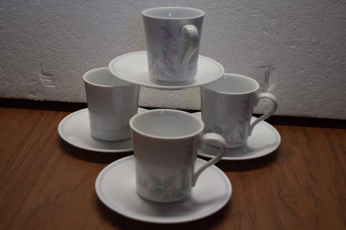 Set of 4 Corelle VERANDA 8oz Coffee Cups Mugs & Saucers PINK FLOWERS Leaves