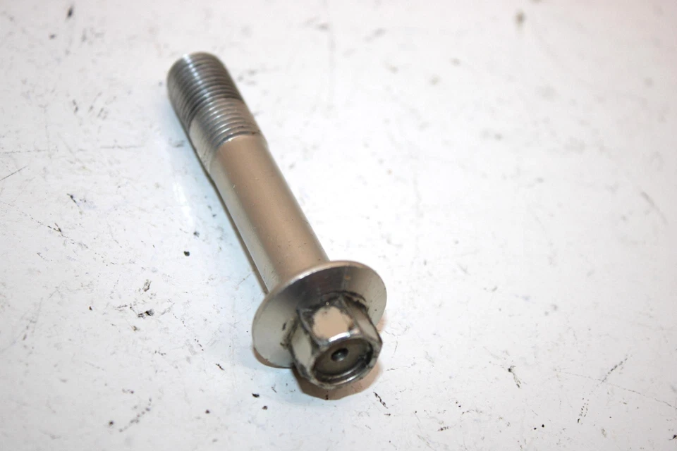 Оригинальный фланцевый болт 99 Yamaha Vmax 700 Sx 90105-14766-00 SYS - Изображение 3 из 4