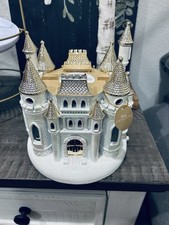 Bath & Body Works Disney Princess Light Up Castle 3-Wick Candle Holder New 2026