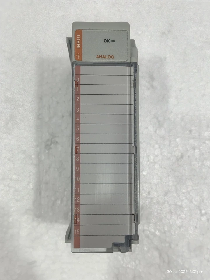 Allen Bradley 1769-IF16V Ser A F/W 1.2 CompactLogix Input PLC Module - Imagen 3 de 4