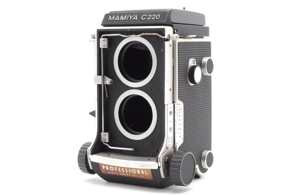 日*9様 MAMIYA C220 PROFESSIONAL Near MINT] Mamiya C220 Professional Body Two-Lens Reflex