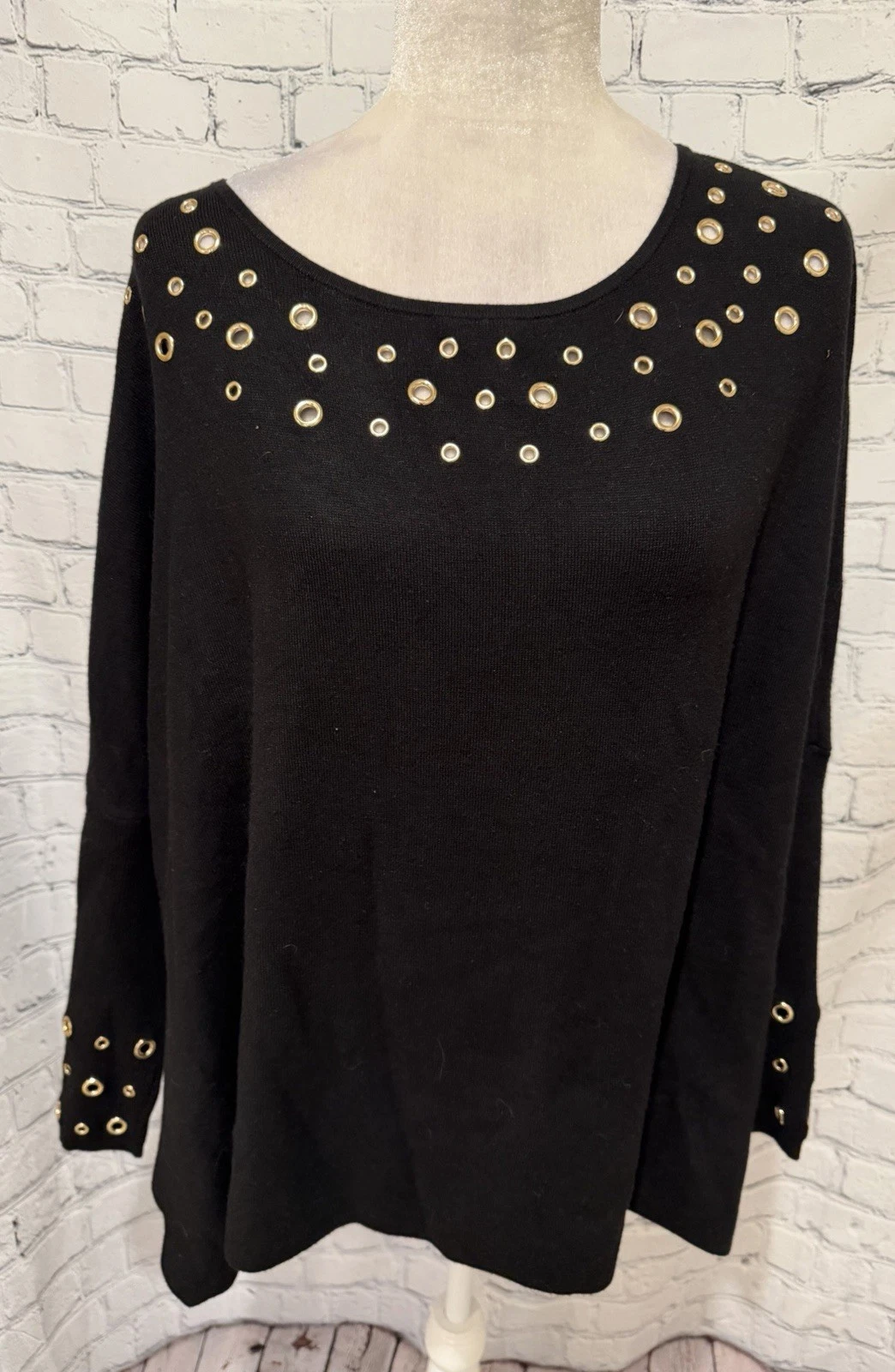 Chico's Grommet Detail Black Poncho Sweater Relaxed Boxy Oversized Art Deco S/M