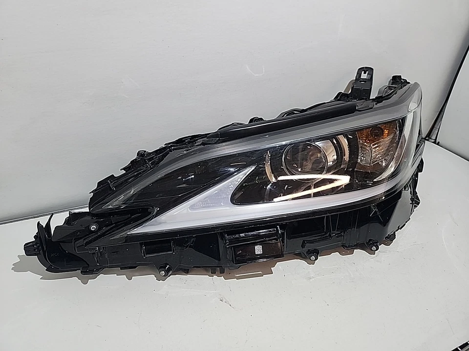 Faro LED lateral izquierdo conductor Lexus ES300h ES350 2019 2020 2021 OEM 1615 Foto 3 de 4