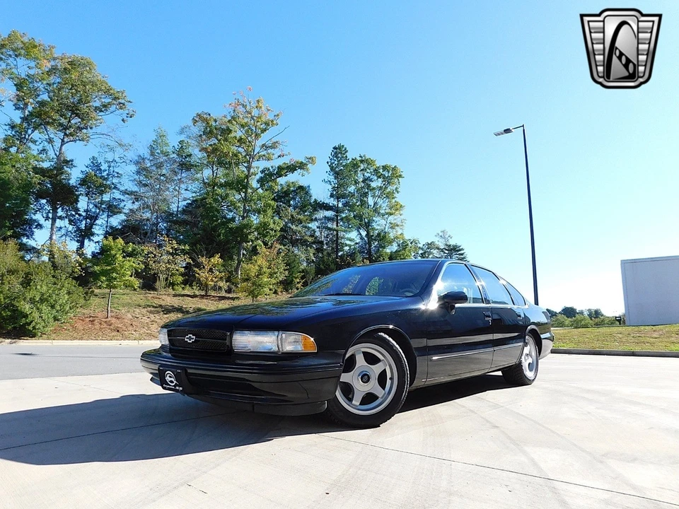 1994 Chevrolet Impala SS - Image 3 of 4