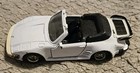 Foto 1 di 14
