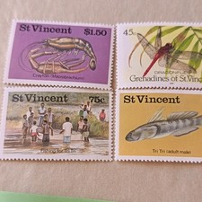 St Vincent & Grenadines lot 4 timbres faune Crayfish Dragonfly Fish 1991-1995